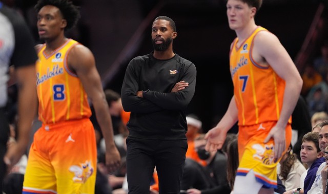 官方：1月25日黄蜂对阵奇才的比赛因天气原因提前至凌晨1点开球